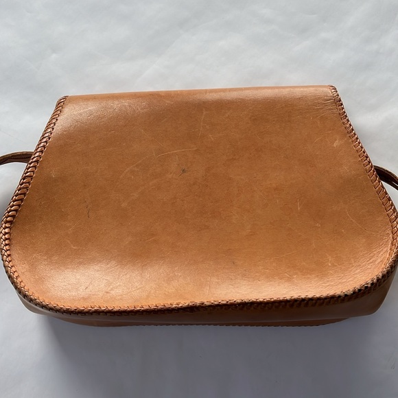 Vintage Tooled Unbranded Leather Purse - Picture 11 of 15